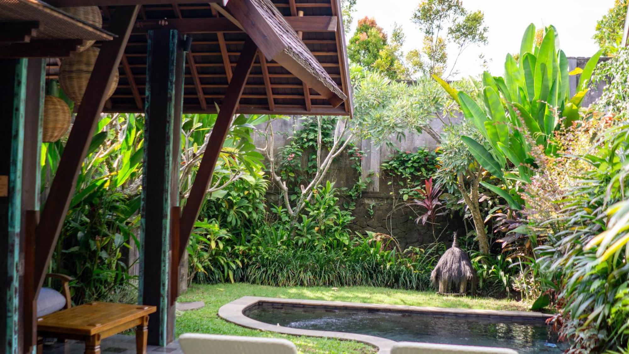 Tejaprana Bisma - Chse Certified Hotel Ubud  Luaran gambar A view of the resort's gardens