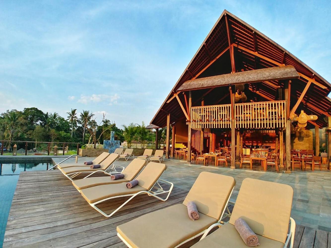Tejaprana Bisma - Chse Certified Hotel Ubud  Luaran gambar The swimming pool at the resort