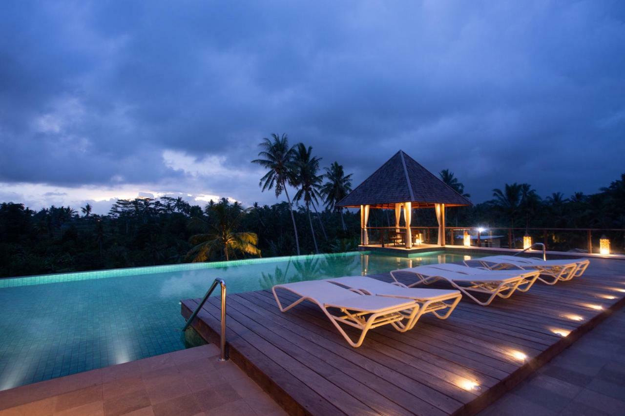 Tejaprana Bisma - Chse Certified Hotel Ubud  Luaran gambar The resort's infinity pool