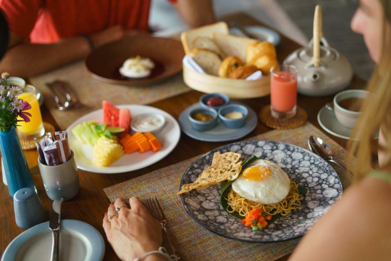Tejaprana Bisma - Chse Certified Hotel Ubud  Luaran gambar Breakfast at a resort in Bali, Indonesia
